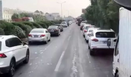 消防车小视频,英勇救援瞬间回顾